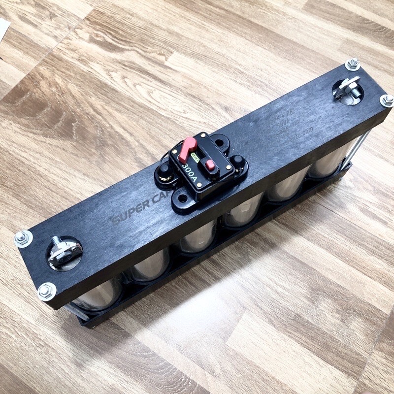 Siêu tụ điện Maxwell xả 1000A khởi động xe tải: 2.250.000 5 Siêu tụ điện 16V 500F có CB đóng cắt