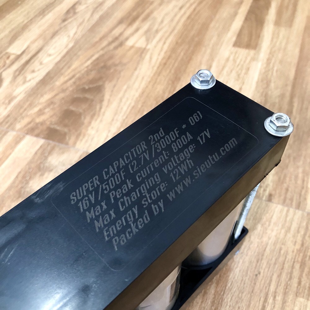 Siêu tụ điện Maxwell xả 1000A khởi động xe tải: 2.250.000 4 Siêu tụ điện khởi động máy ghe tàu
