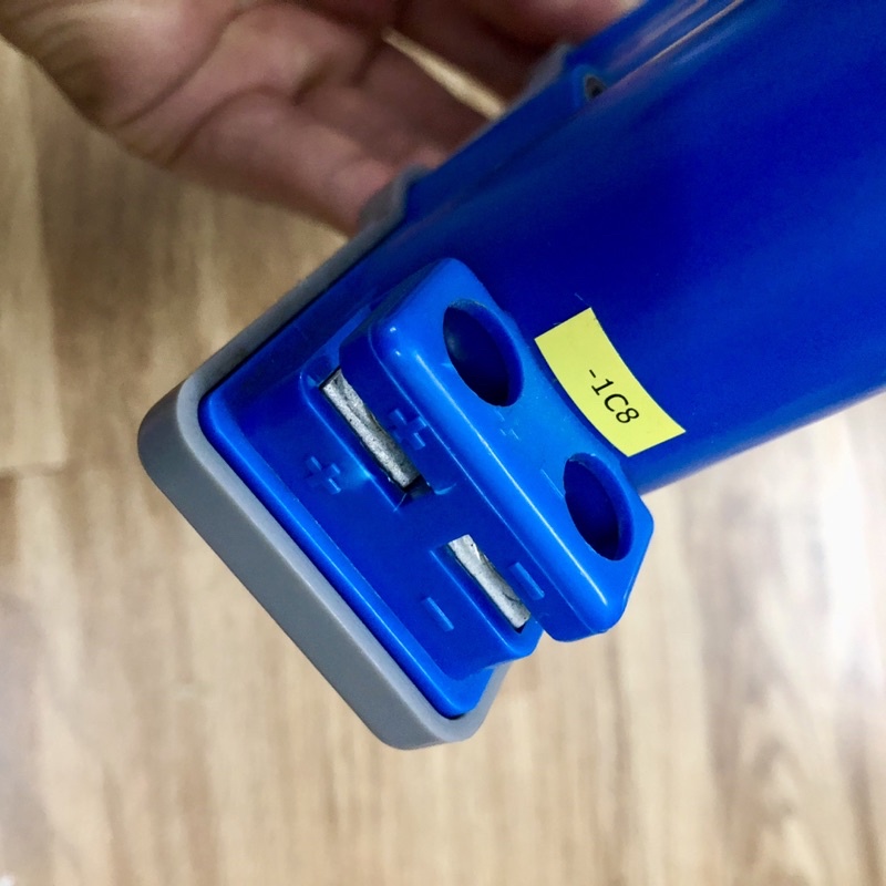 Maxwell 60F 16.2V xả 150A tháo máy nguyên bản: 1.650.000 2 Siêu tụ điện Maxwell 60F
